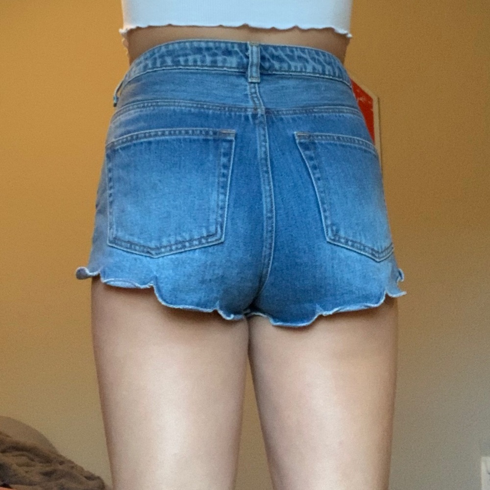 Flower pedal Jean shorts